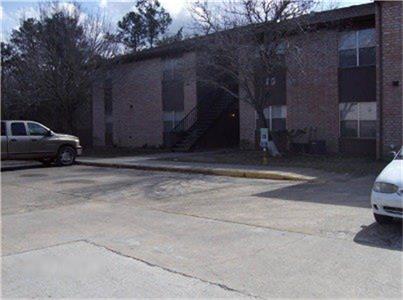 915 East Hanson, Cleveland, TX 77327
