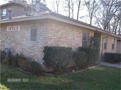 104 East Waco, Cleveland, TX 77327