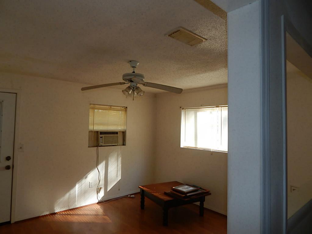 508 Dunnam Avenue, Cleveland, TX 77327