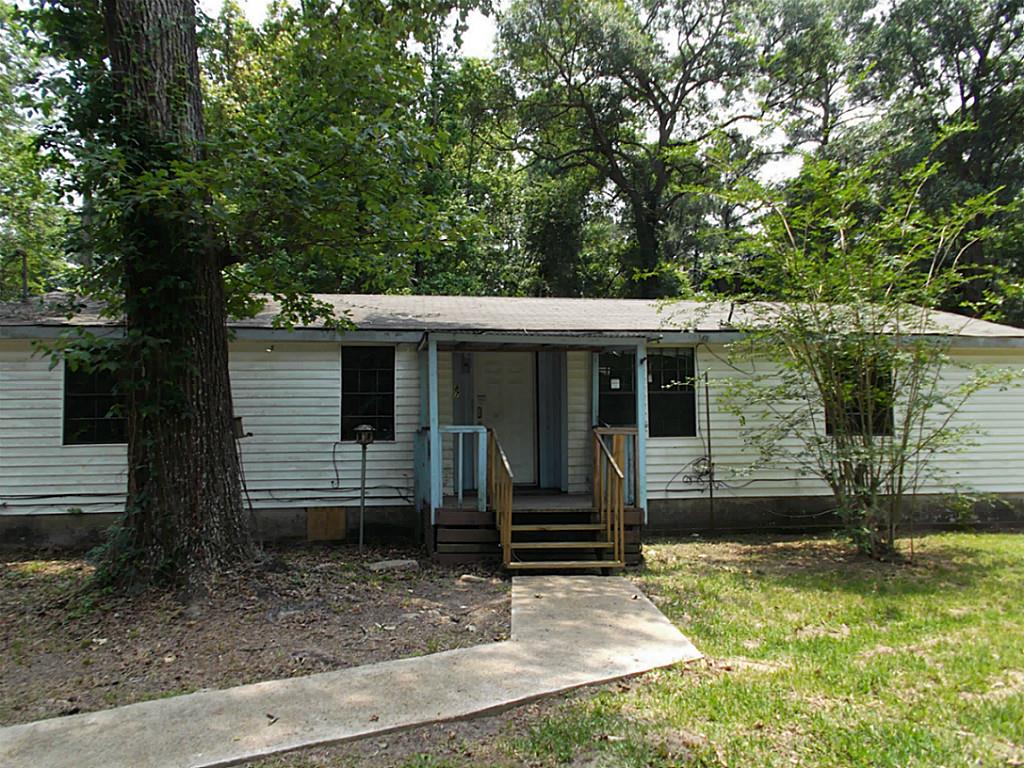87 Lone Pine Drive, Huffman, TX 77336