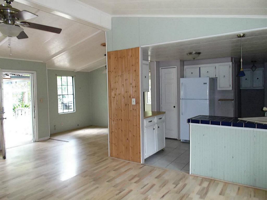 87 Lone Pine Drive, Huffman, TX 77336