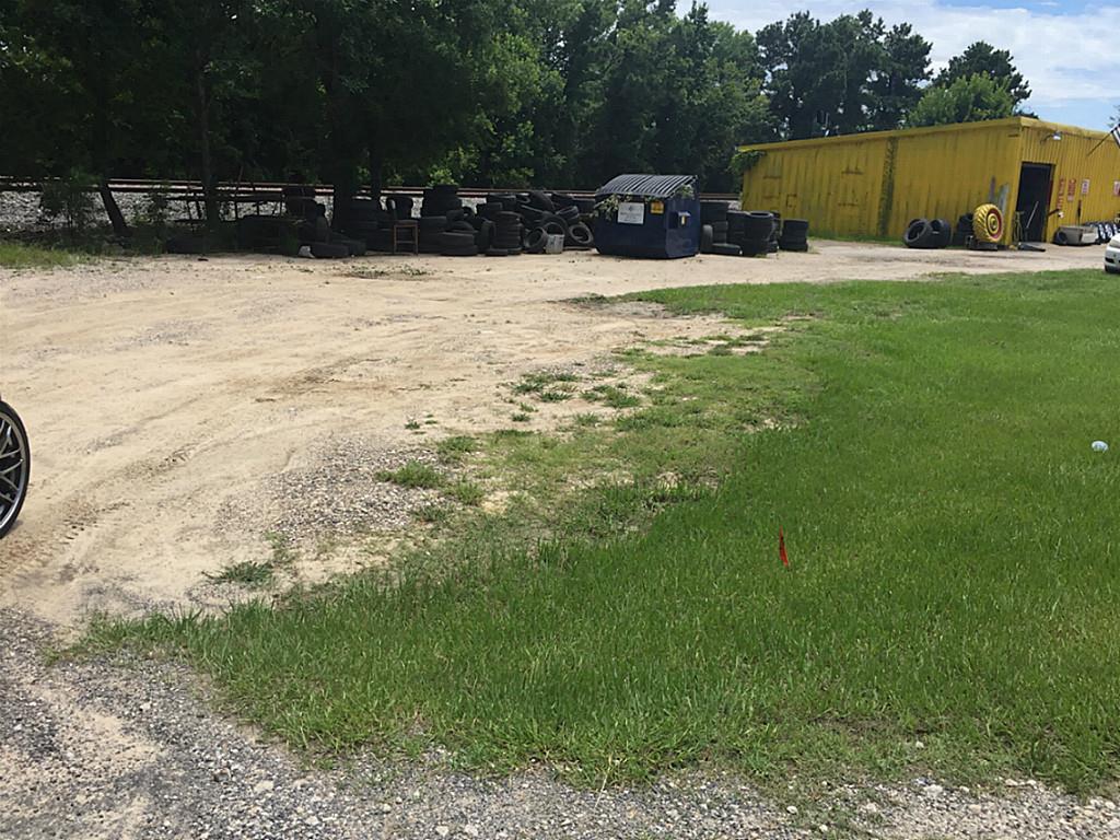 12422 FM 1960, Huffman, TX 77336