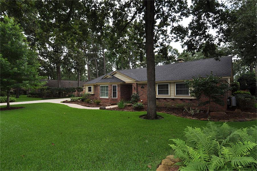 710 Golden Bear Lane, Kingwood, TX 77339