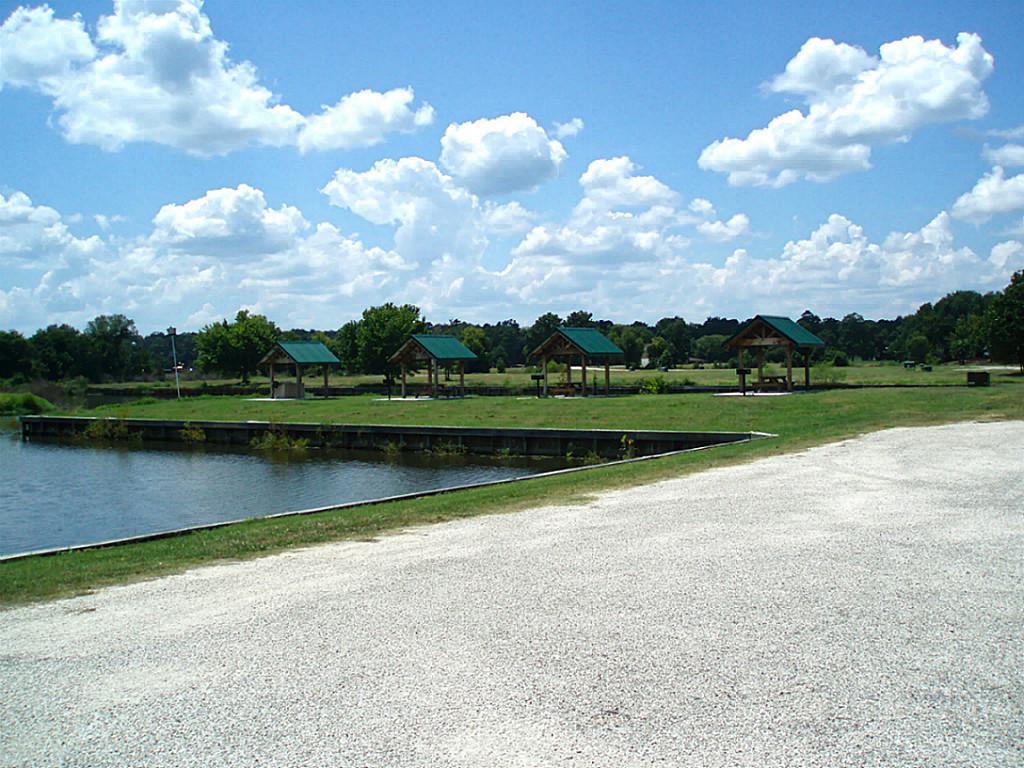 0 Lake Crest Lane, Huntsville, TX 77340