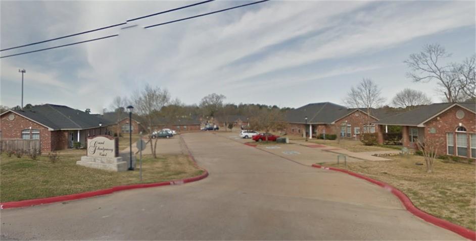 2734 Montgomery Road, Huntsville, TX 77340