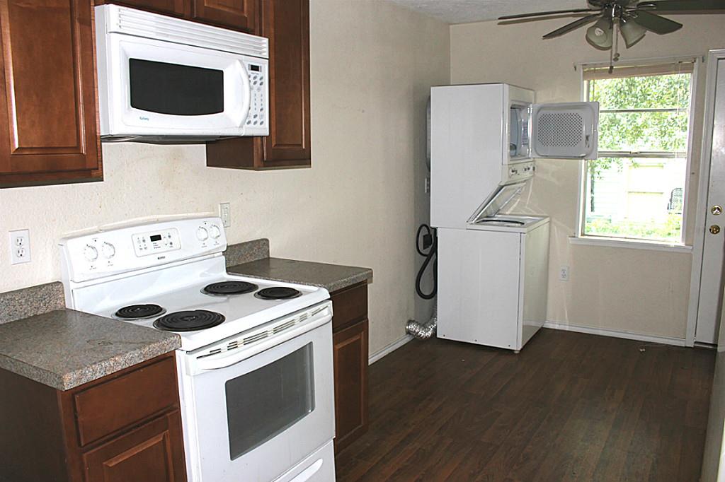 1316 16th Street, Huntsville, TX 77340