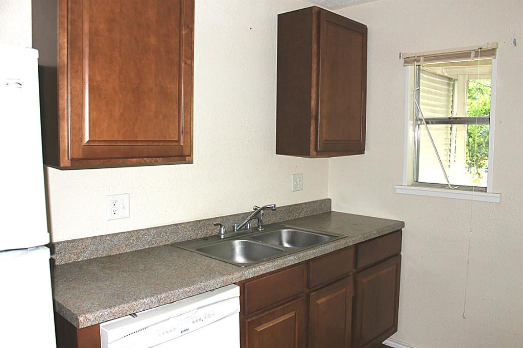 1316 16th Street, Huntsville, TX 77340