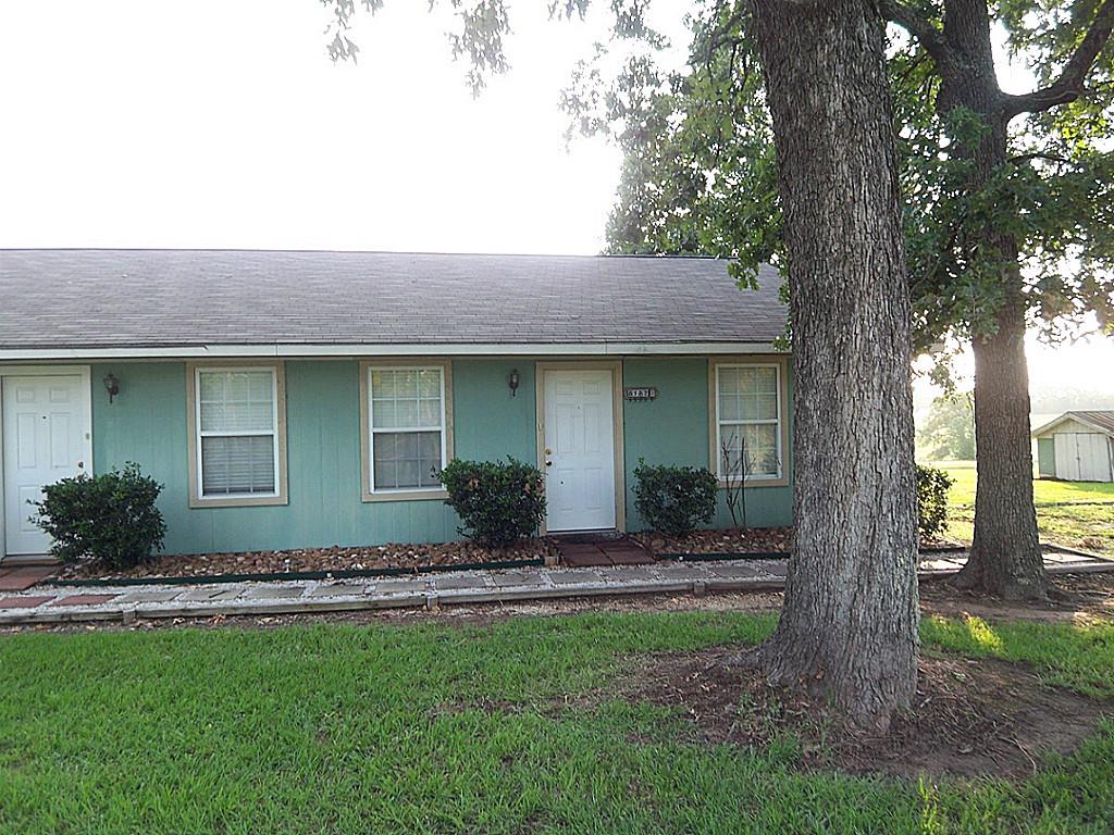 8182b HWY 75, Huntsville, TX 77340