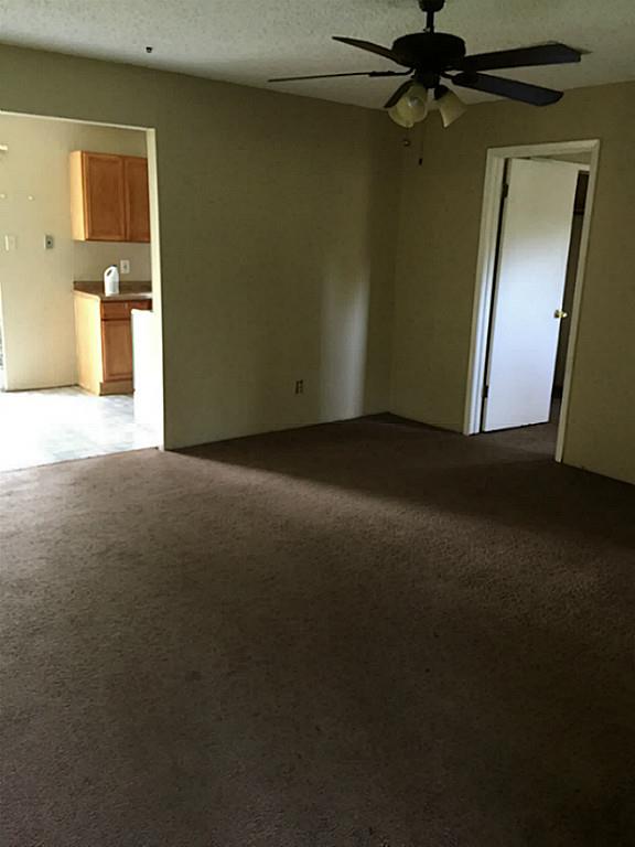 56 Main Avenue, Huntsville, TX 77340