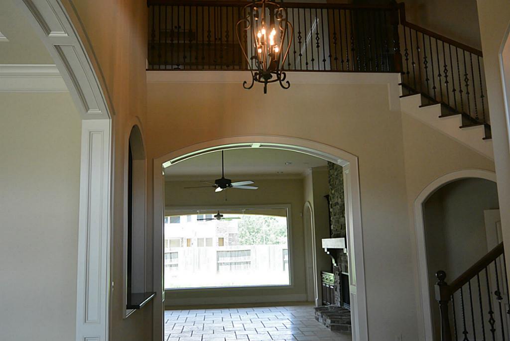 6006 Majestic Hill Court, Kingwood, TX 77345
