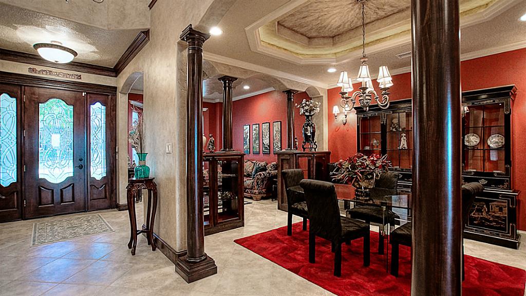 8830 Cross Country Drive, Houston, TX 77346