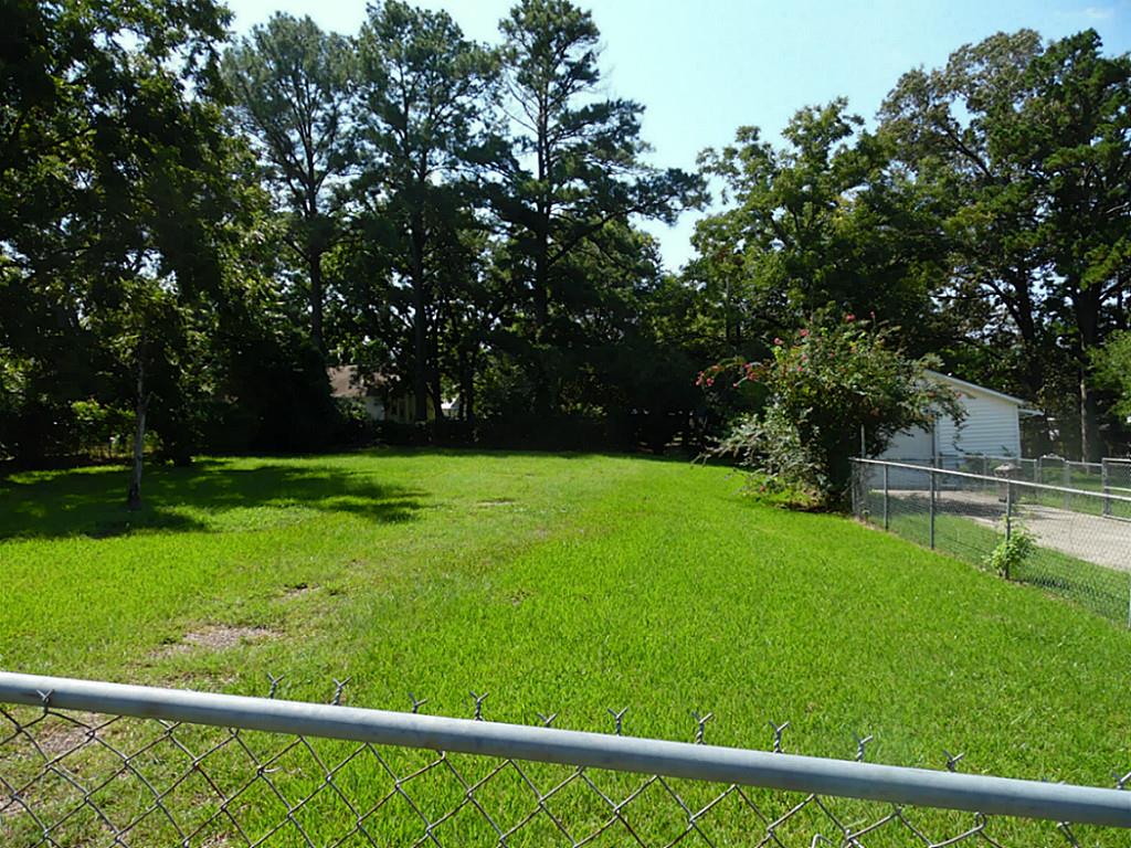 829 Milam, Livingston, TX 77351