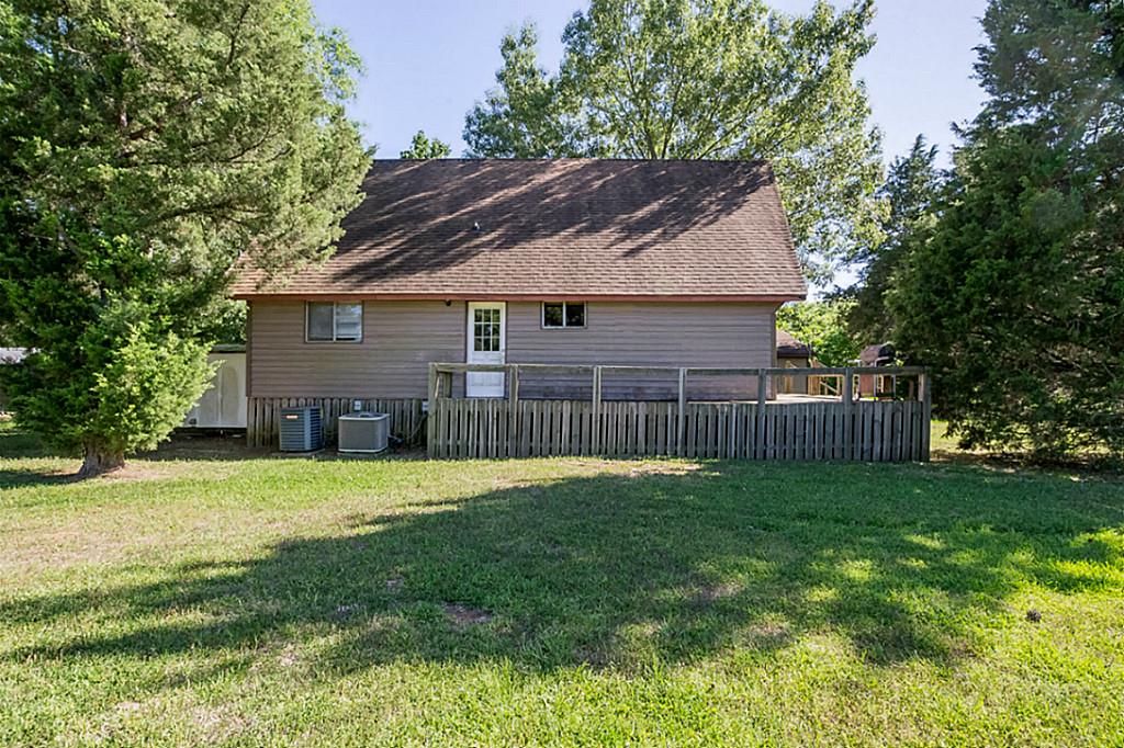 212 Shelter Lane, Livingston, TX 77351