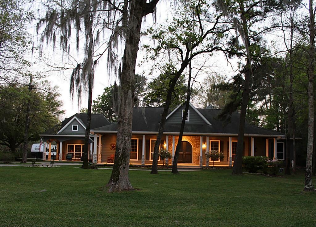 33211 Windcrest Estates Boulevard, Magnolia, TX 77354