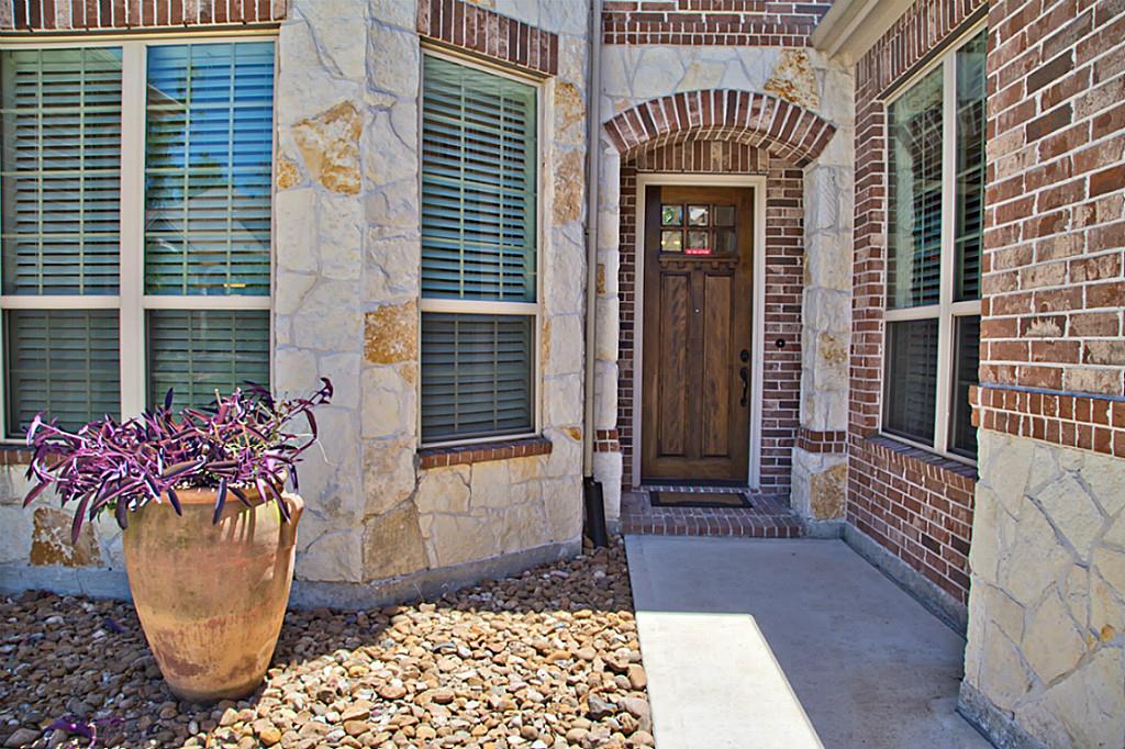 19 S Almondell Way, The Woodlands, TX 77354