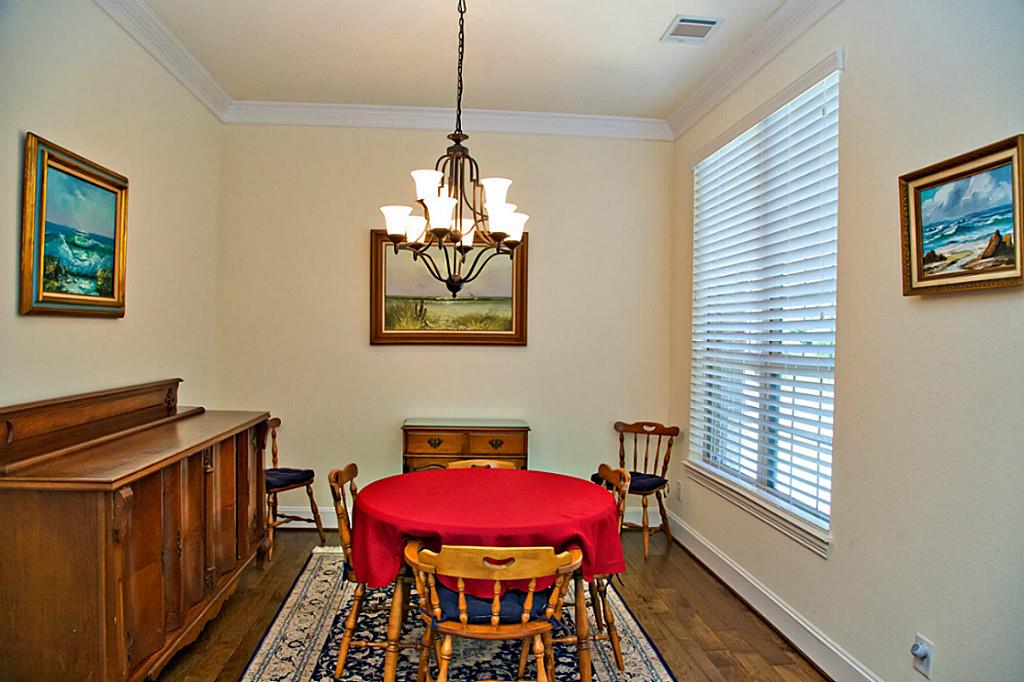 19 S Almondell Way, The Woodlands, TX 77354