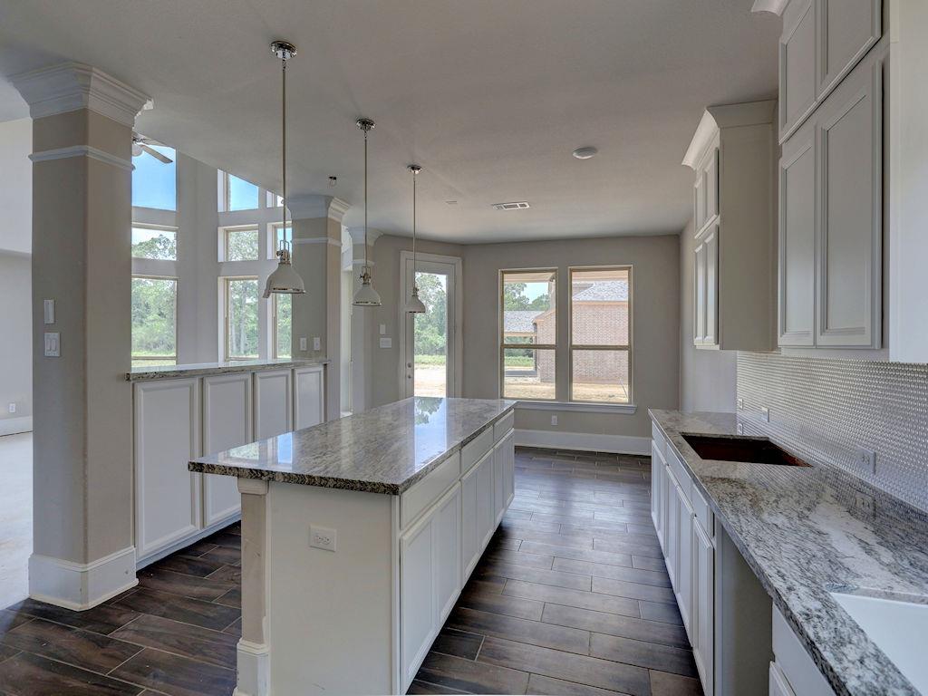 27 Springtime Creek, The Woodlands, TX 77354