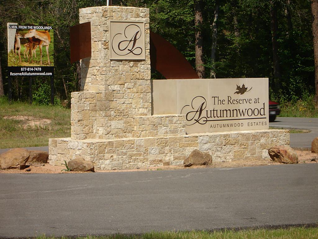 1094 Autumnwood Drive, Magnolia, TX 77354
