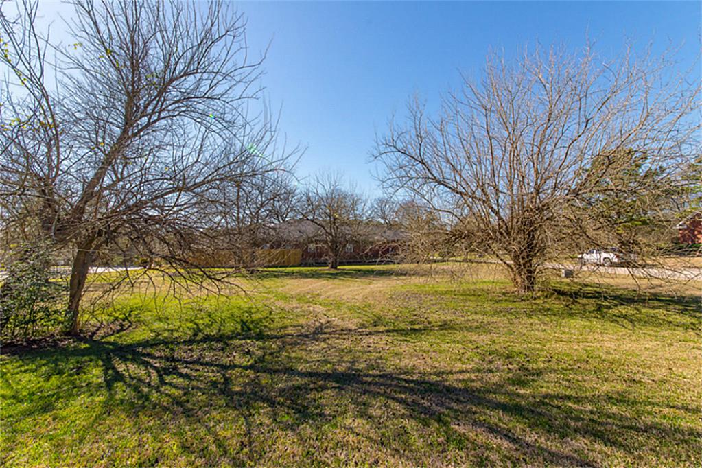 115 Bermuda Circle, Montgomery, TX 77356