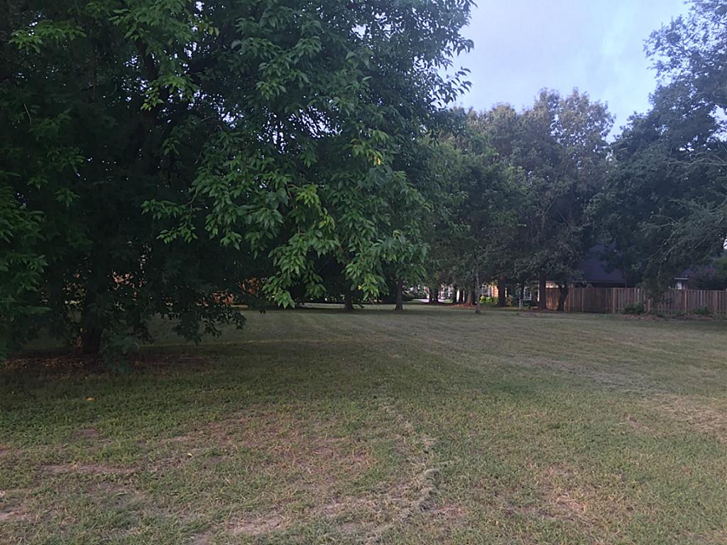 138 Monterrey Road, Montgomery, TX 77356