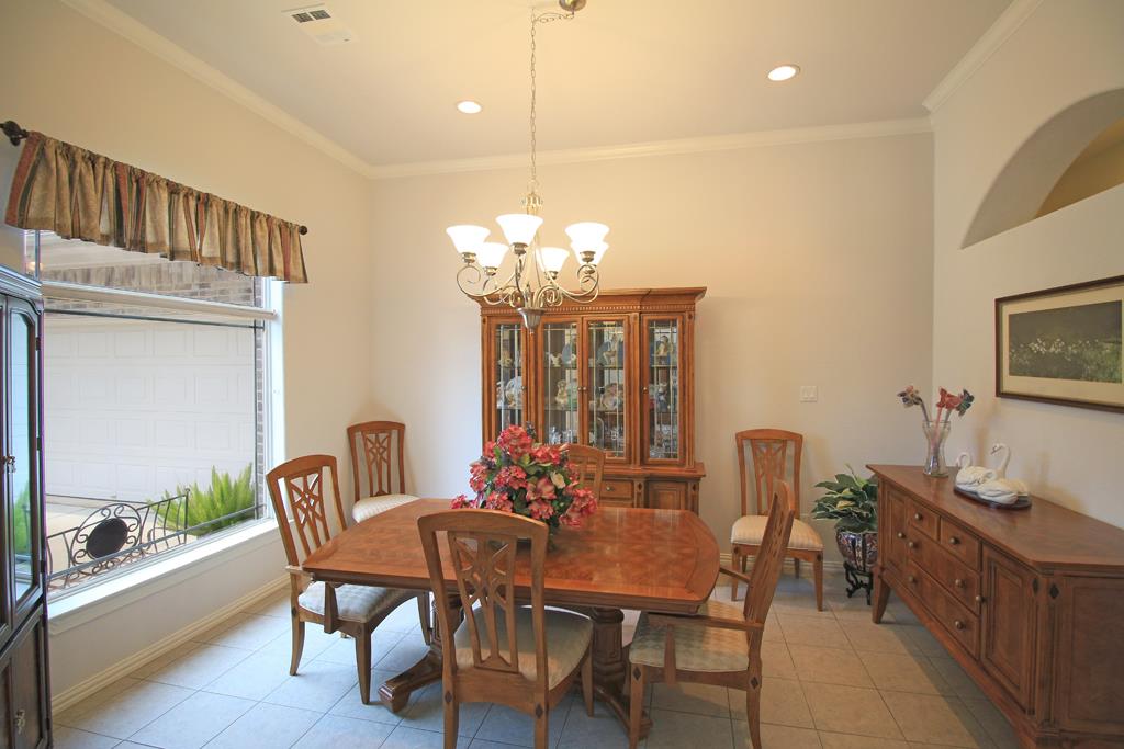 26 Brookgreen Circle, Montgomery, TX 77356