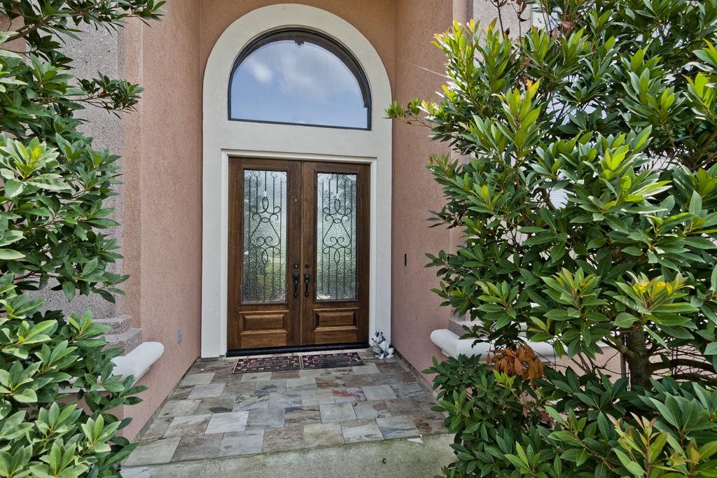 120 Waterstone Drive, Montgomery, TX 77356