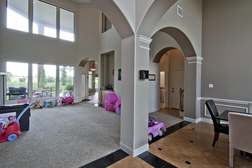 120 Waterstone Drive, Montgomery, TX 77356