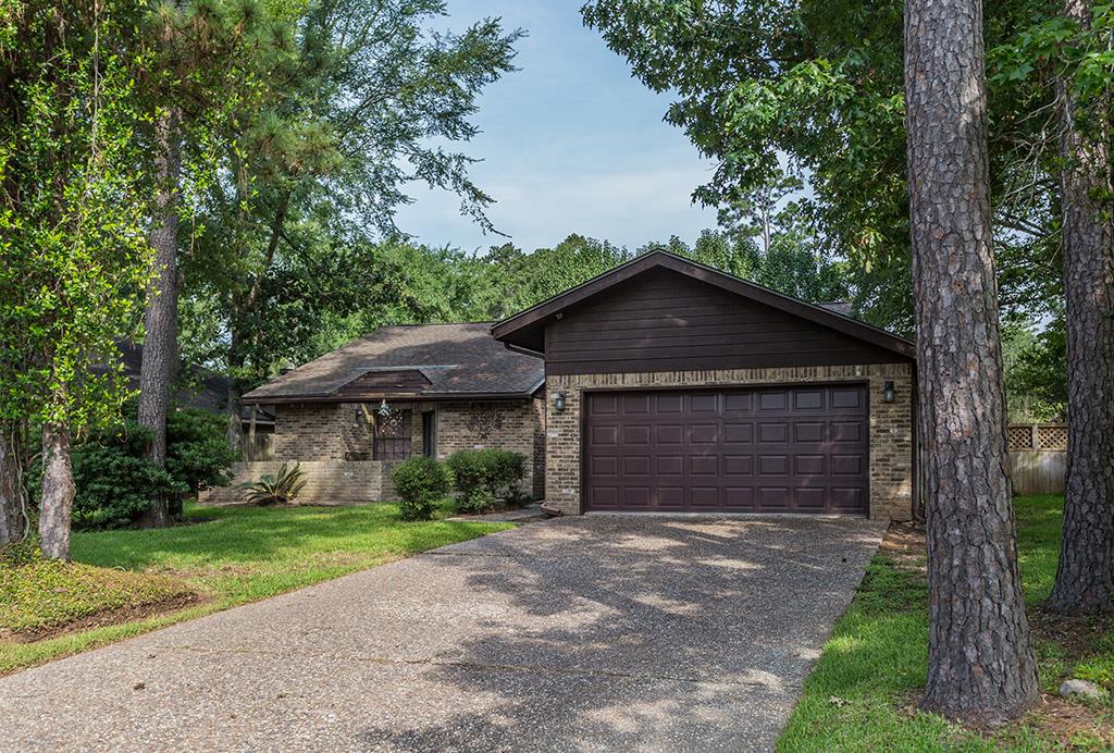 3323 Fitzgerald Drive, Montgomery, TX 77356