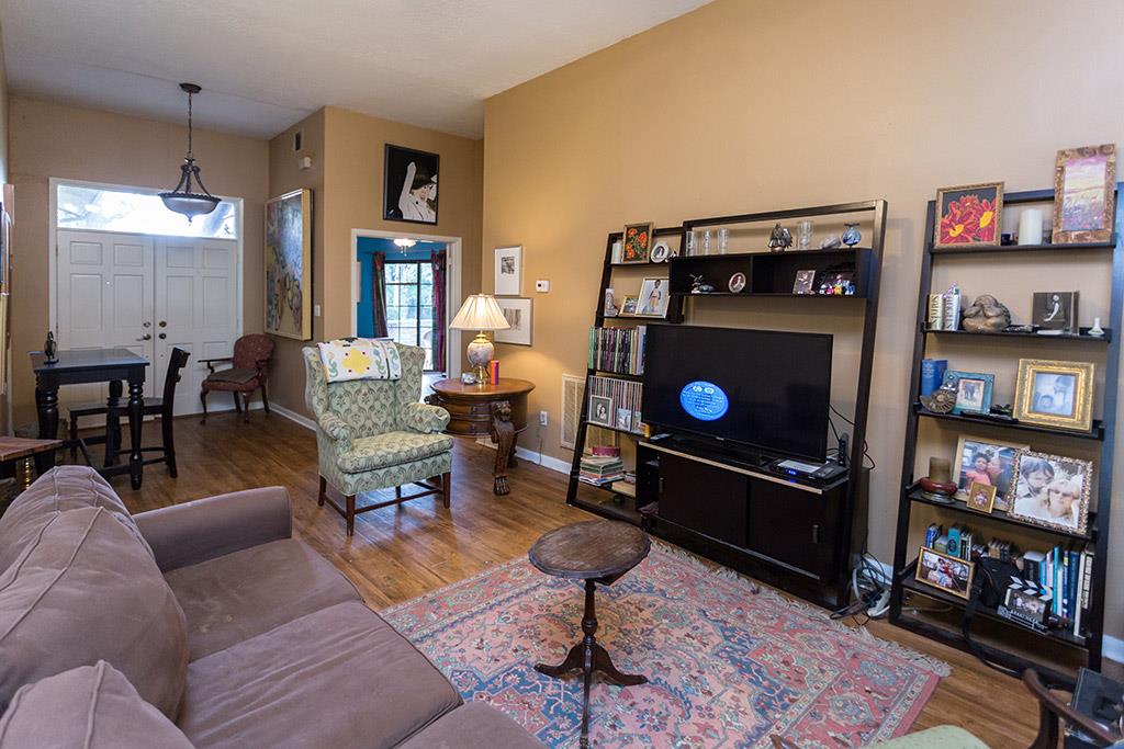 3323 Fitzgerald Drive, Montgomery, TX 77356