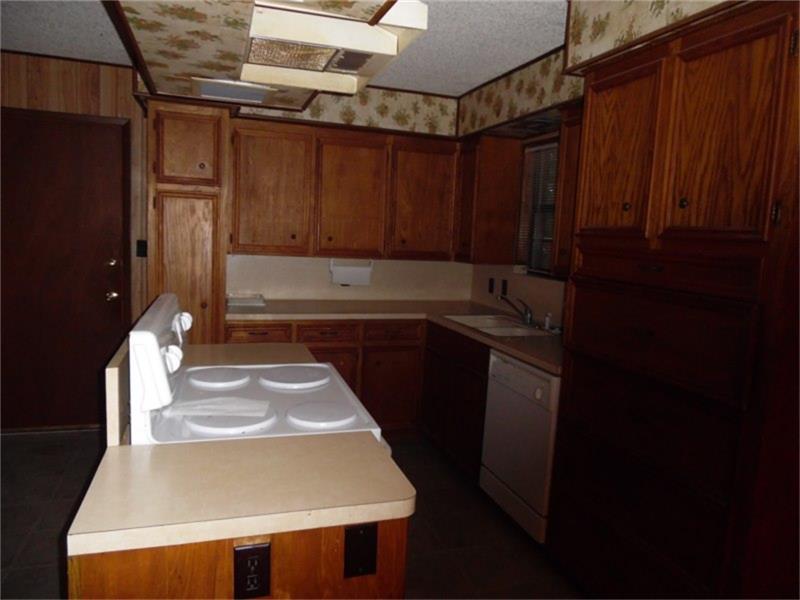 343 E Sunset Drive, Onalaska, TX 77360