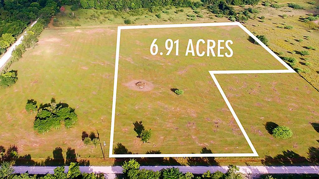 000 N Cr 207A, Plantersville, TX 77363