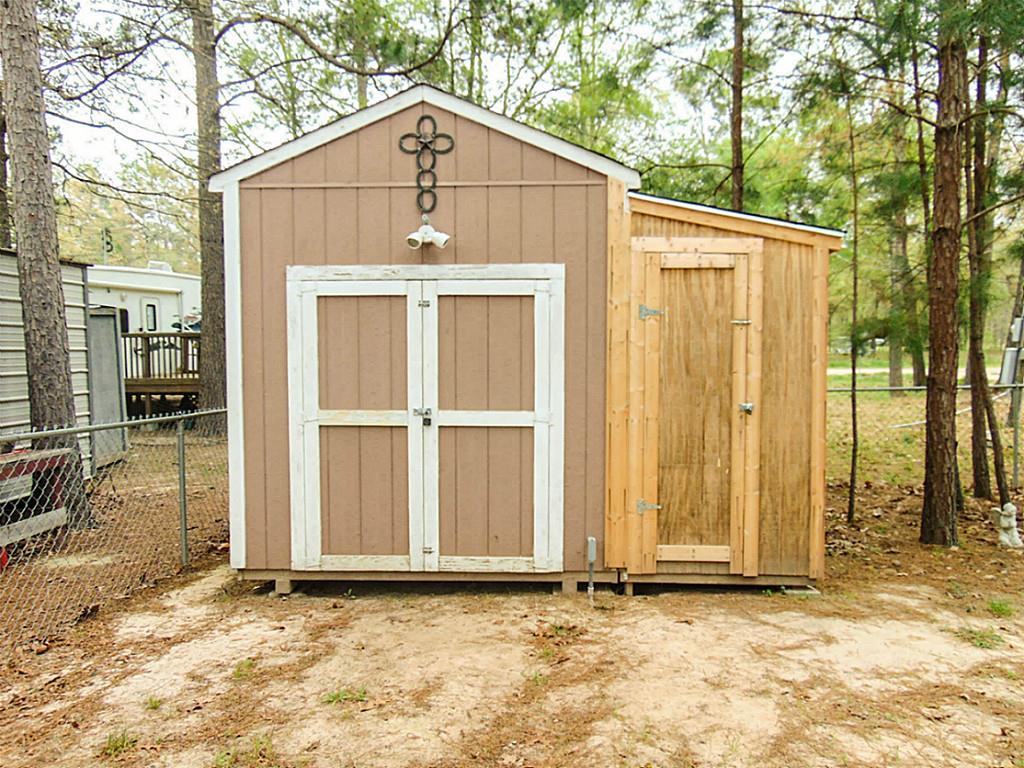 261 Morocco Drive, Point Blank, TX 77364