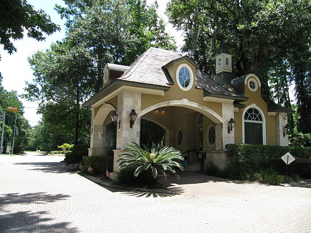 94 Kings Lake Estates Boulevard, Humble, TX 77364