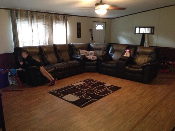 82 Holly Dr