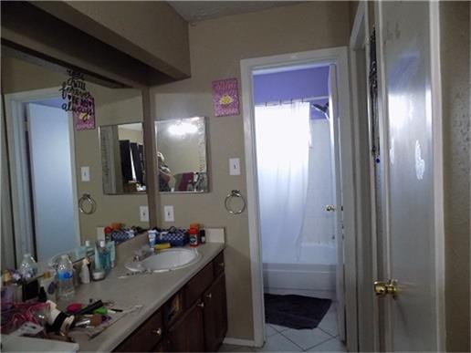 6423 Barrygate Drive, Spring, TX 77373