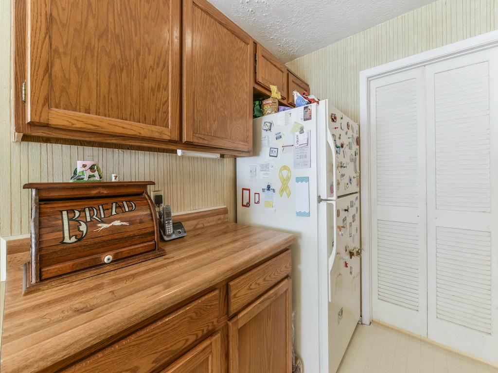 24018 Farm Hill Road, Spring, TX 77373