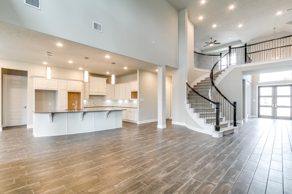 11 Argosy Bend, The Woodlands, TX 77375