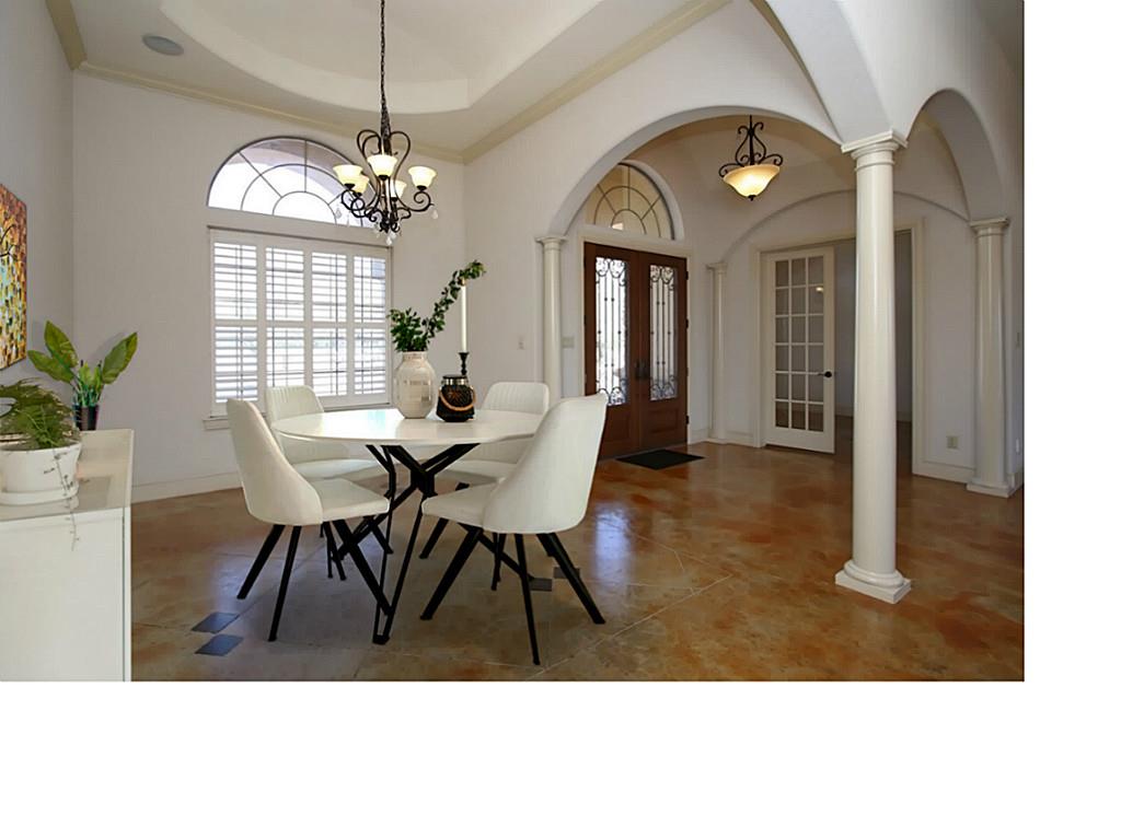 17033 Champions Lakeway, Tomball, TX 77375