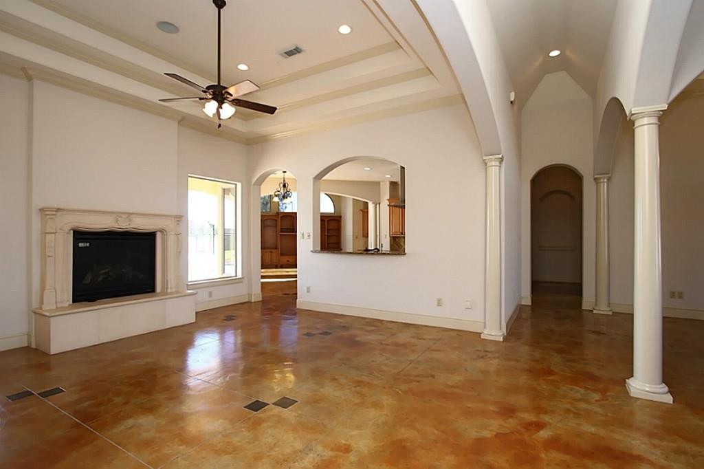 17033 Champions Lakeway, Tomball, TX 77375