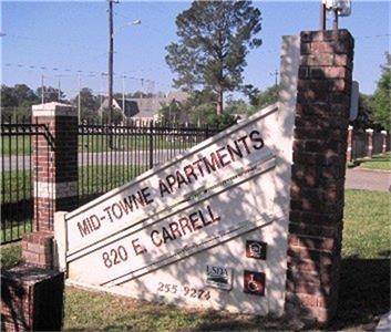 820 E Carrell Street, Tomball, TX 77375