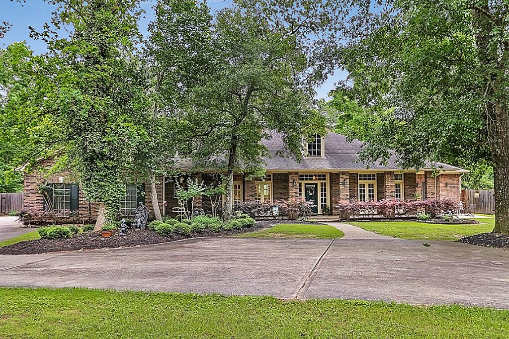 23302 Holly Hollow Street, Tomball, TX 77377