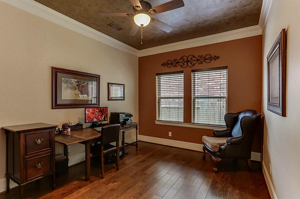 18914 Manor Spring Court, Tomball, TX 77377
