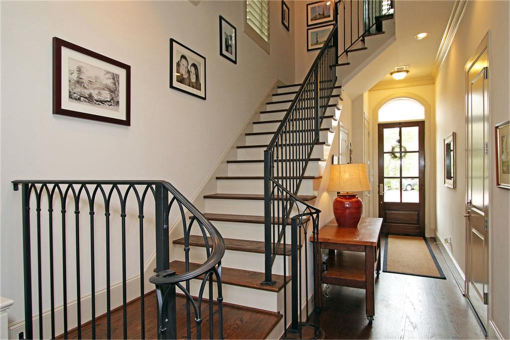 62 Wooded Park Place, The Woodlands, TX 77380