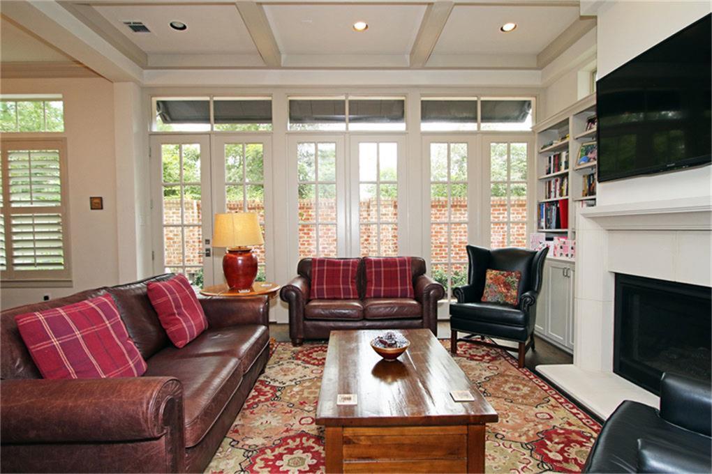 62 Wooded Park Place, The Woodlands, TX 77380