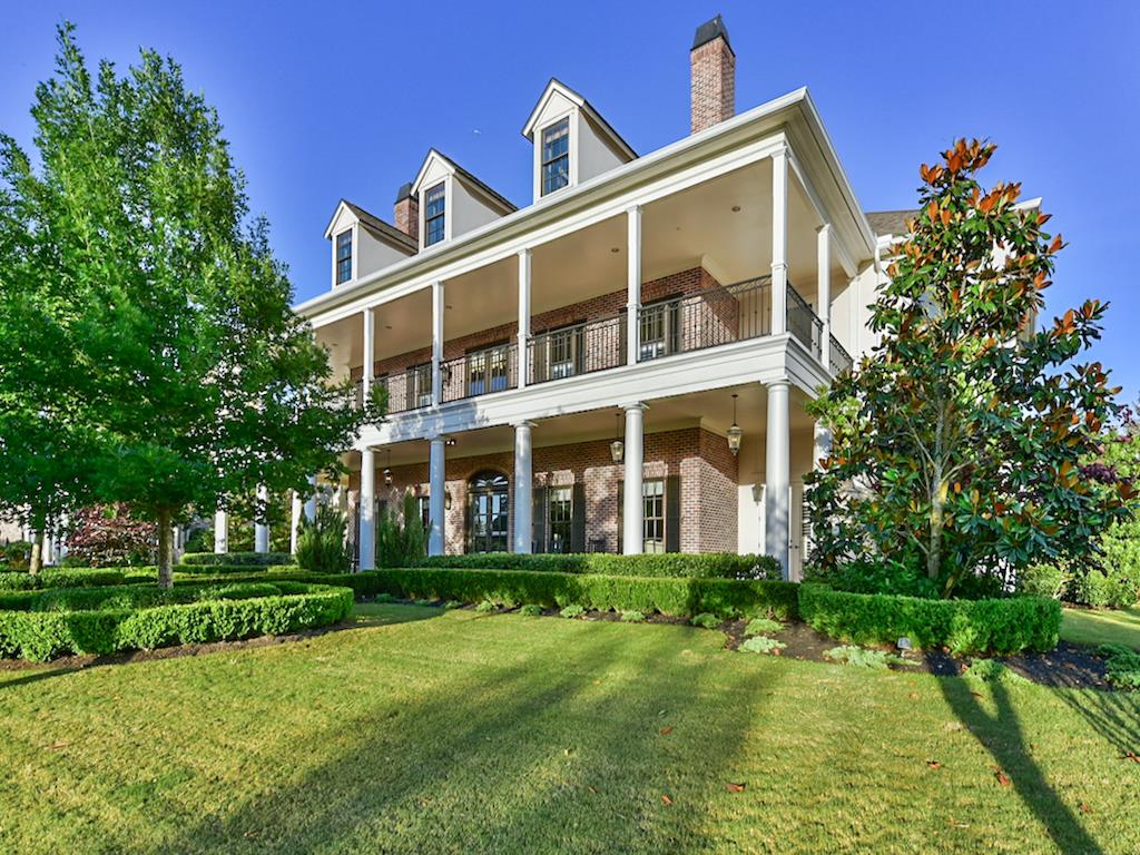 19 Cape Harbour Place, The Woodlands, TX 77380