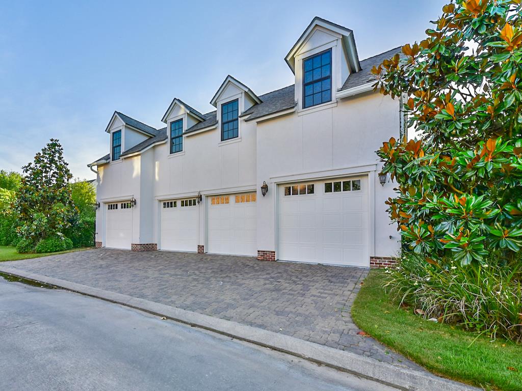 19 Cape Harbour Place, The Woodlands, TX 77380