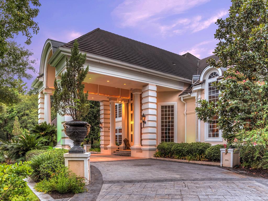 205 Grogans Point Road, The Woodlands, TX 77380