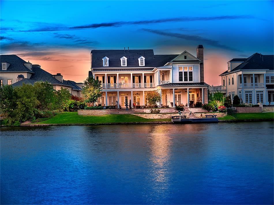 19 E Shore Drive, The Woodlands, TX 77380