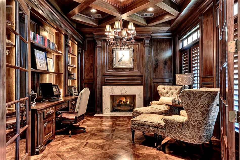 19 E Shore Drive, The Woodlands, TX 77380