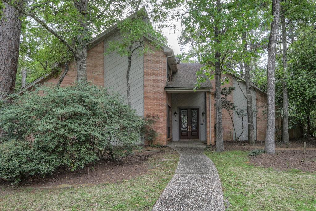 16 Cedarwing Lane, The Woodlands, TX 77380